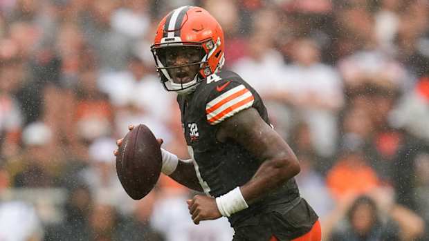 Cleveland Browns quarterback Deshaun Watson